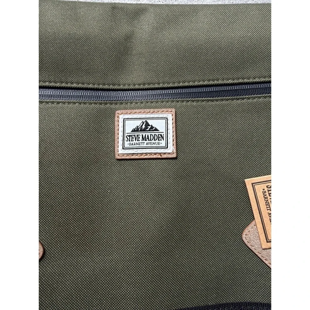 Steve Madden Barnett Avenue Messenger Bag Mens Large Olive Green Workwear MM-350